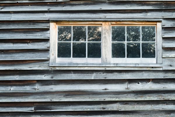 Barn Wood Siding Installation in Issaquah