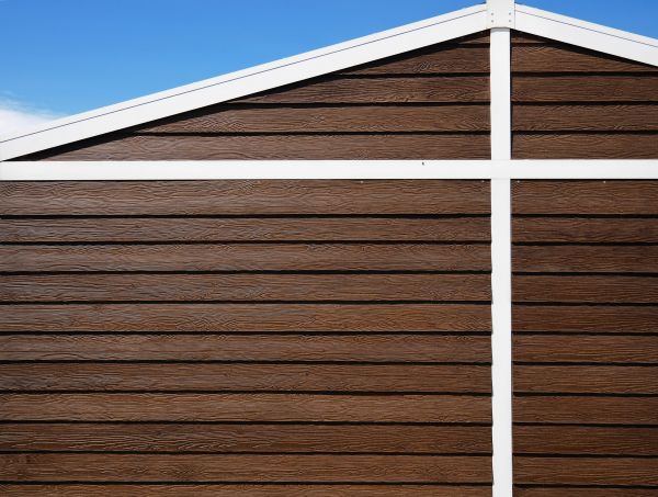 Hardwood Siding Installation in Issaquah